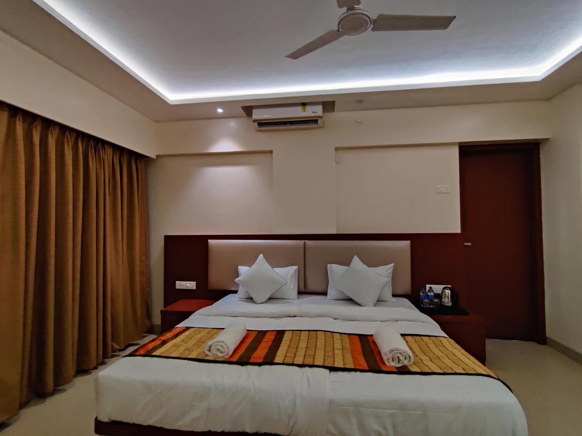 Serenity By Monarch, Baner Pune Méribel Village Екстериор снимка